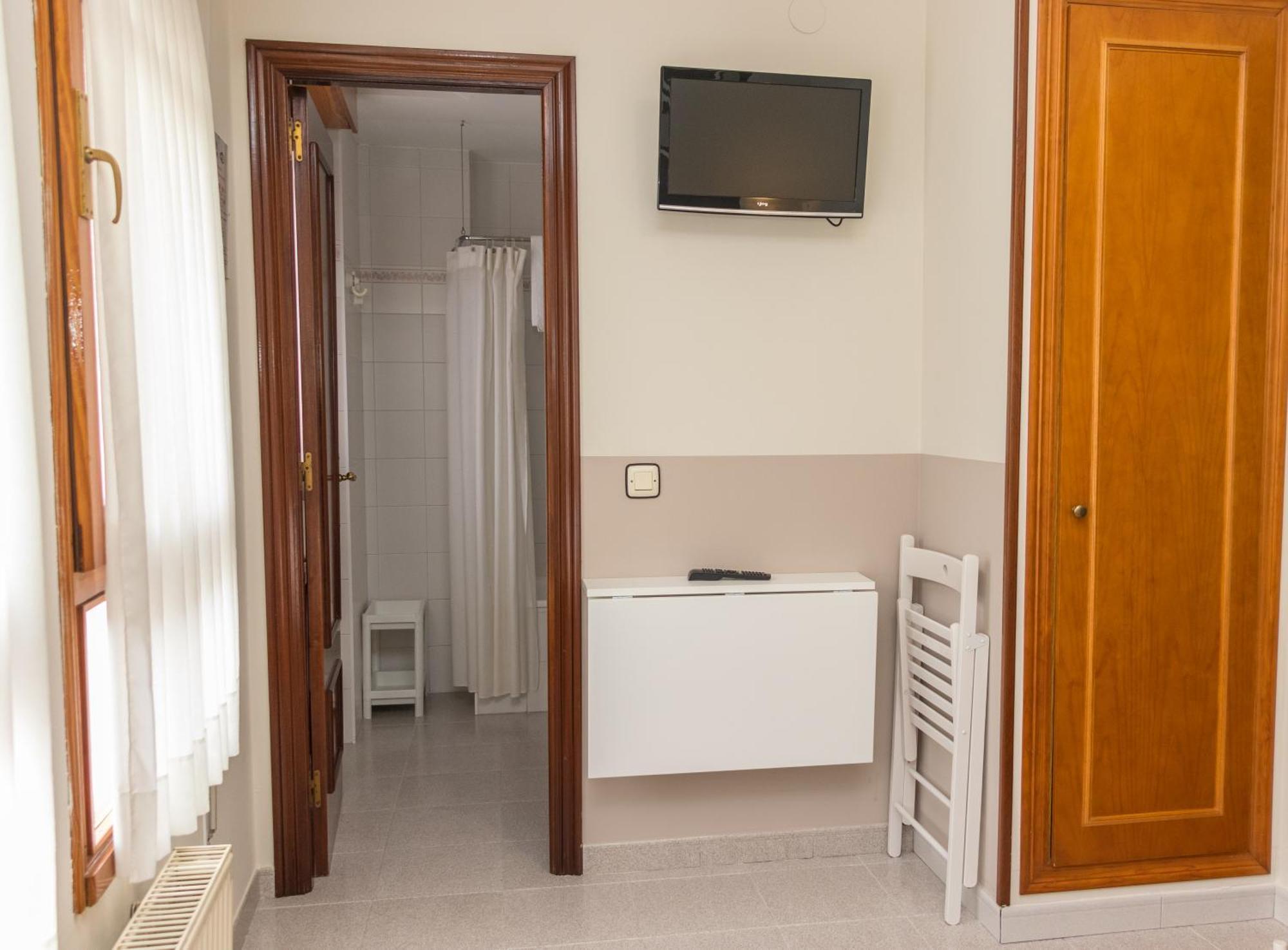 Hotel Plaza Cangas de Onis Luaran gambar