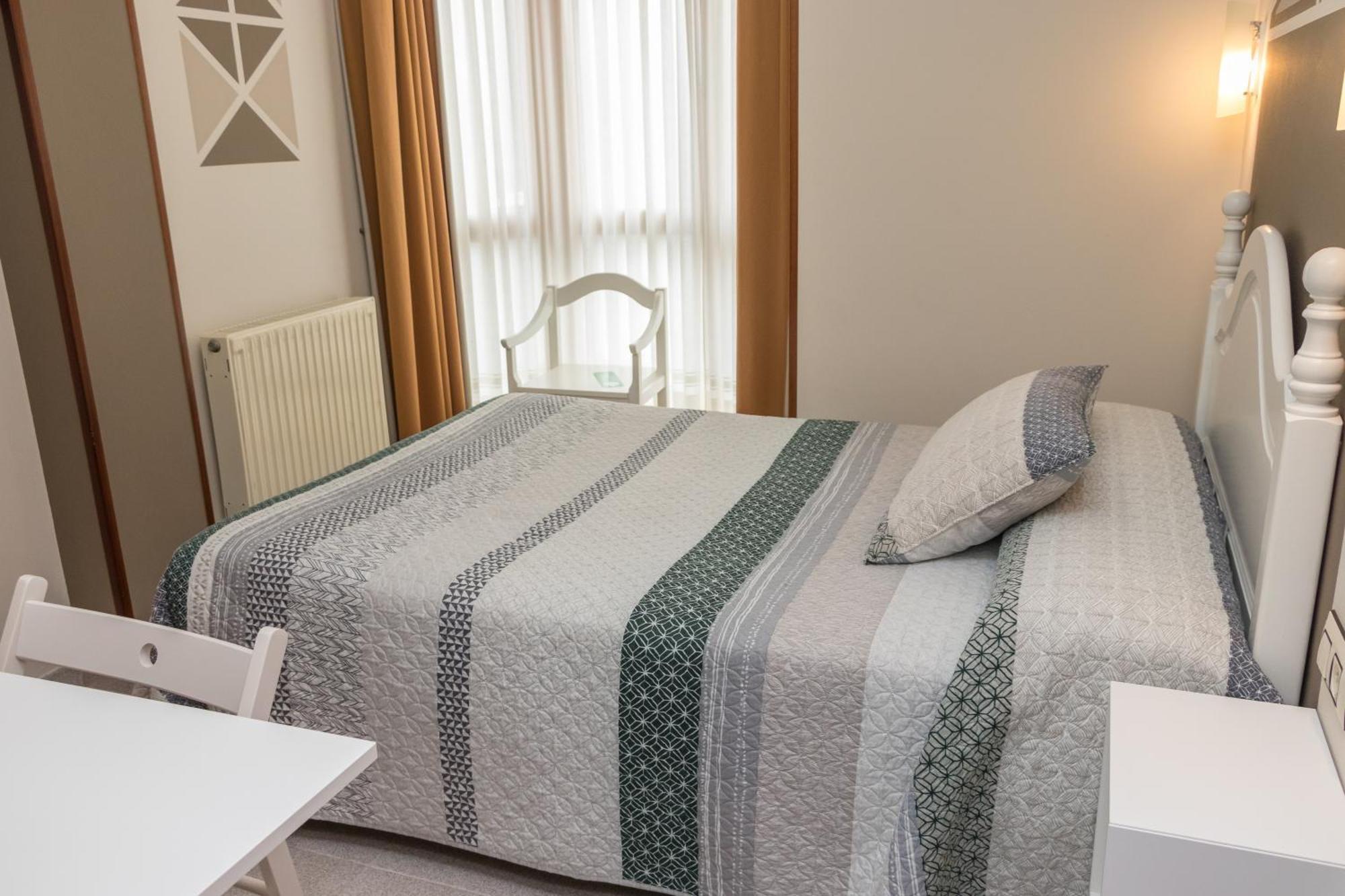 Hotel Plaza Cangas de Onis Luaran gambar